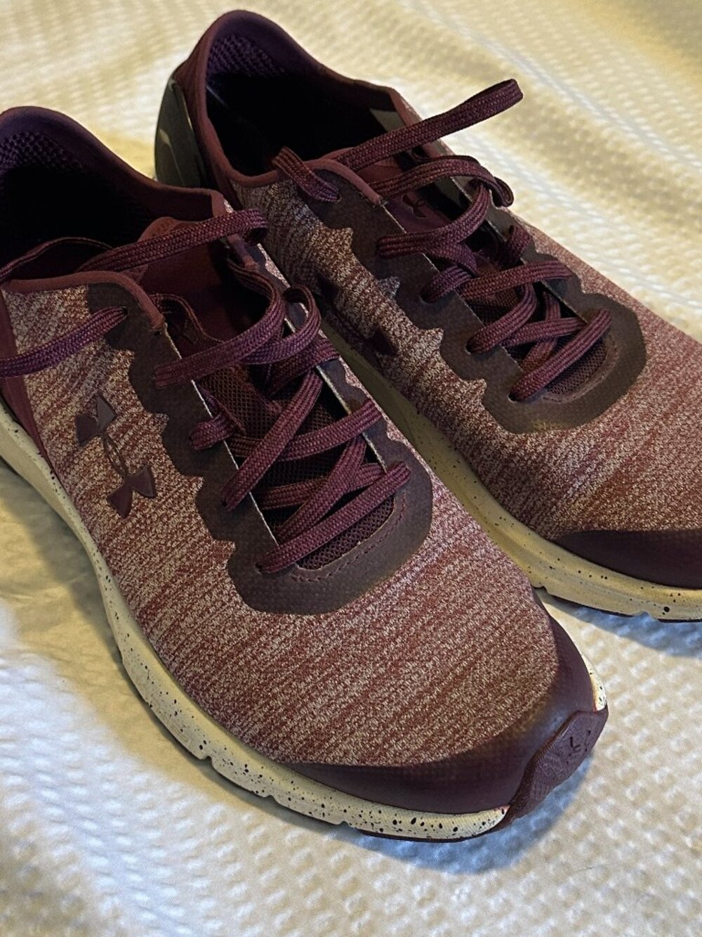 Under Armour Charged Escape 3 Womens Size 8.5 Maroon Speckled Gorpcore Shoes